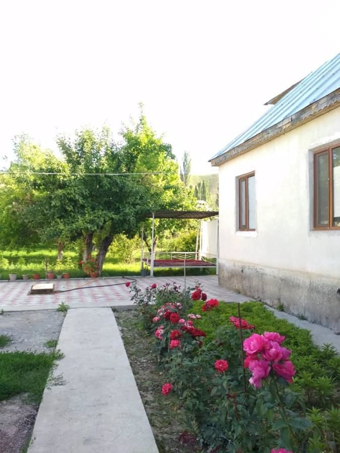 Гостевой дом Shirin CBT Guest House Kazarman-7